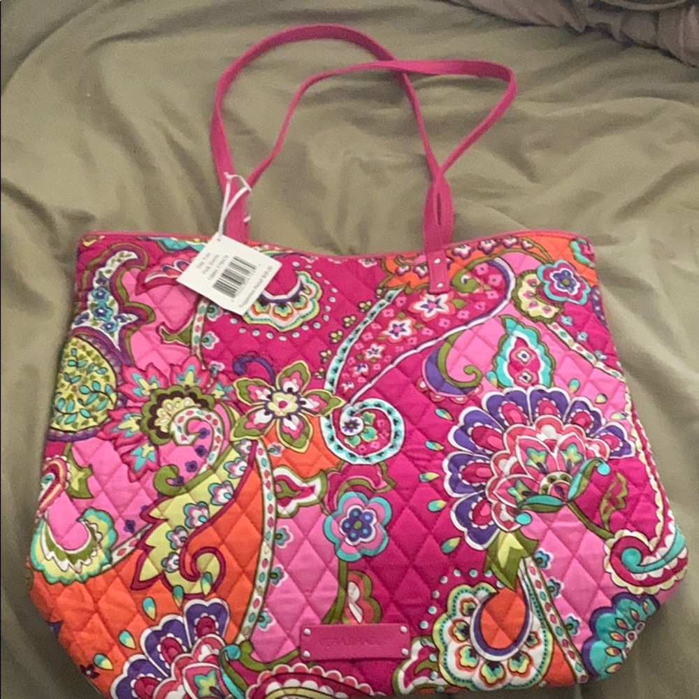 Vera Bradley day tote NWT